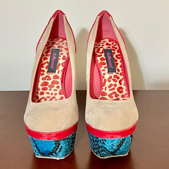 NWOT Dollhouse 5.5 in platform heels. 6.5. Suede/patent leather/faux snakeskin. - Picture 4 of 13